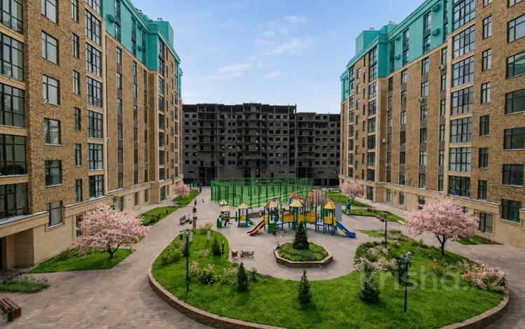 3-комнатная квартира · 94.8 м² · 4/10 этаж, мкр Юго-Восток, ул. Байкена Ашимова за 61.3 млн ₸ в Караганде, Казыбек би р-н — фото 13