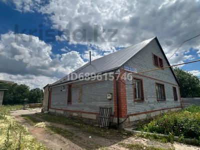 Отдельный дом · 4 комнаты · 120 м² · 11 сот., Бесшатыр 6 — М.Дулатова за 45 млн 〒 в Астане, Сарыарка р-н