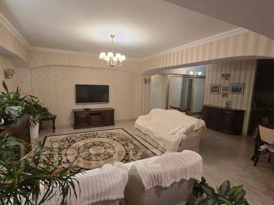 3-комнатная квартира · 107 м² · 2/8 этаж, Достык — Кабанбай батыра за 110 млн ₸ в Алматы, Медеуский р-н