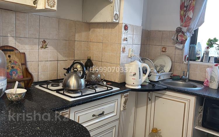 3-комнатная квартира · 68 м² · 8/9 этаж, мкр Аксай-5 — Жубанова Момышулы за 350 000 ₸ в Алматы, Ауэзовский р-н — фото 16