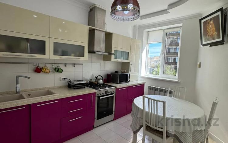 2-комнатная квартира · 77 м² · 2/8 этаж, Валиханова 13-21 за 34 млн ₸ в Атырау — фото 7