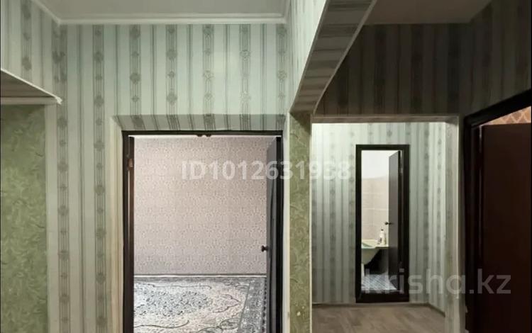 3-бөлмелі пәтер · 66.5 м² · 3/5 қабат, Қойбақов көшесі 18 — Қойбақов/Гамалей көшелерінің қиылысында, бағасы: 19 млн ₸ в Таразе — фото 2