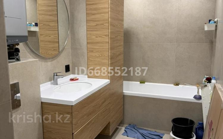 5-бөлмелі пәтер · 117 м² · 2/5 қабат, 15-й мкр 18, бағасы: 43 млн ₸ в Актау — фото 34