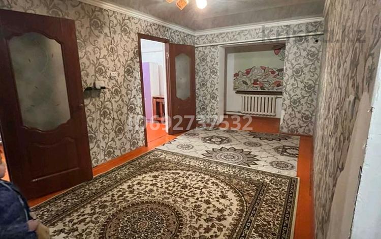 3-комнатная квартира, 60 м², 2/2 этаж, Ерубаев 221 — Марат Базар за 12 млн 〒 в Туркестане — фото 2