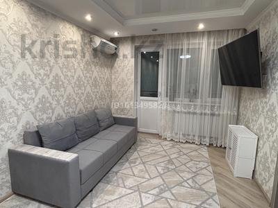 2-бөлмелі пәтер · 45 м² · 8/10 қабат, Мкр Аксай, Б. Момышулы 25 — Арыстан Базар，Көшесі Бауыржан Момышұлы, бағасы: 300 000 ₸ в Алматы, Ауэзовский р-н