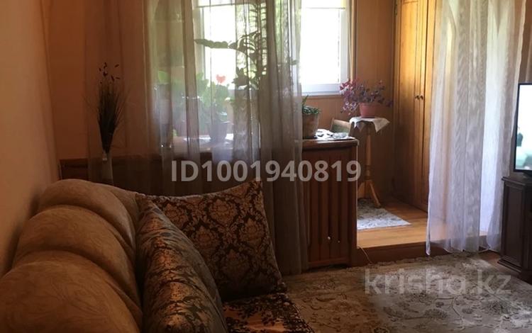 2-бөлмелі пәтер · 52 м² · 5/5 қабат, мкр №11 38 — Алтынсарина, бағасы: 300 000 ₸ в Алматы, Ауэзовский р-н — фото 2