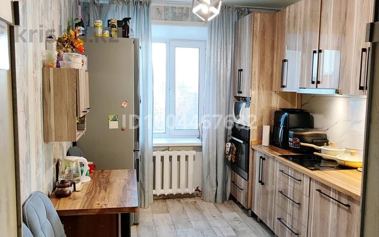3-бөлмелі пәтер · 64.5 м² · 4/5 қабат, Момышулы 56/3 — Магазин Шик, бағасы: 16.5 млн ₸ в Темиртау — фото 21