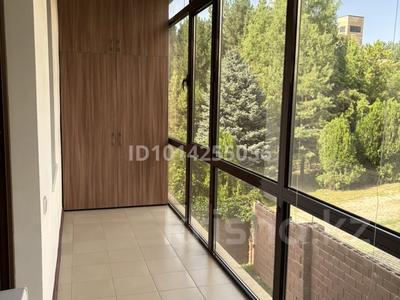 3-комнатная квартира · 84 м² · 2/3 этаж, Ерменсай — Ремизовка-мкр.Ерменсай за ~ 88.9 млн ₸ в Алматы, Бостандыкский р-н