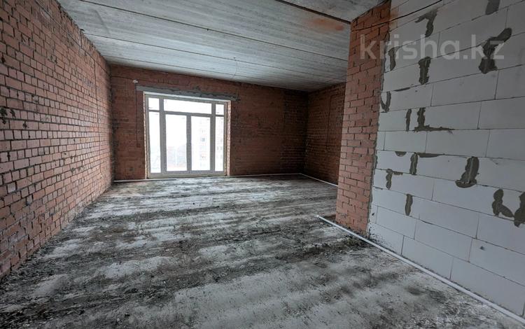 4-бөлмелі пәтер · 265.1 м² · 7/9 қабат, Тауельсиздик 149, бағасы: ~ 164.4 млн ₸ в Костанае — фото 8