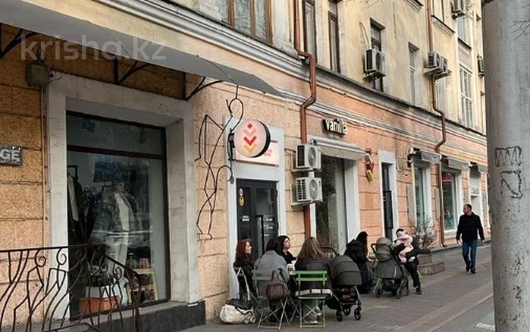 3-бөлмелі пәтер · 85 м² · 2/4 қабат, Гоголя напротив Юбилейный 87 — метро Жибек Жолы, бағасы: 77 млн ₸ в Алматы, Бостандыкский р-н — фото 24