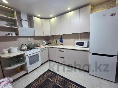 4-комнатная квартира · 82 м² · 4/5 этаж, мкр Айнабулак-4 за 60 млн ₸ в Алматы, Жетысуский р-н