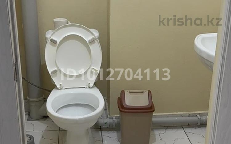 3-бөлмелі пәтер · 70 м² · 2/7 қабат, 9 көше 22/1 — Арена алдында, бағасы: 130 000 ₸ в Туркестане — фото 2