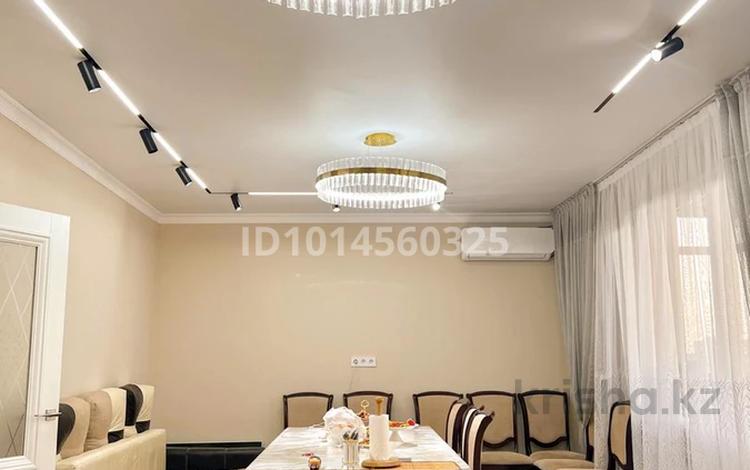 5-бөлмелі пәтер · 160 м² · 9/9 қабат, Ақсай-1А ш/а. 31а, бағасы: 75 млн ₸ в Алматы, Ауэзовский р-н — фото 2