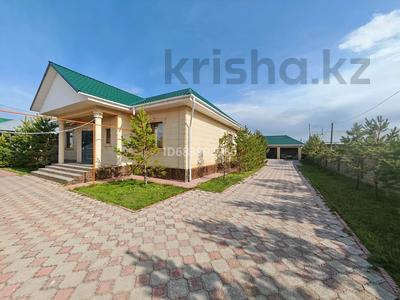 Дом · 5 комнат · 200 м², Зайсан 47 — Джангельдина за 90 000 〒 в Косшы