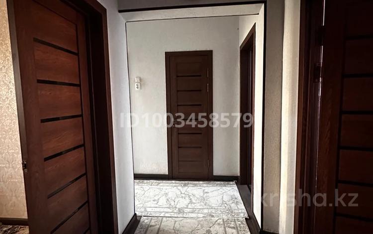 3-бөлмелі пәтер · 70 м² · 4 қабат, Ердена 211 — 15 школа, бағасы: 22 млн ₸ в Сатпаев — фото 2