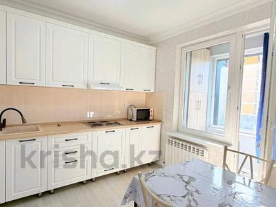 2-комнатная квартира · 60 м² · 5/9 этаж, Сауран 13 за 300 000 ₸ в Астане, Есильский р-н