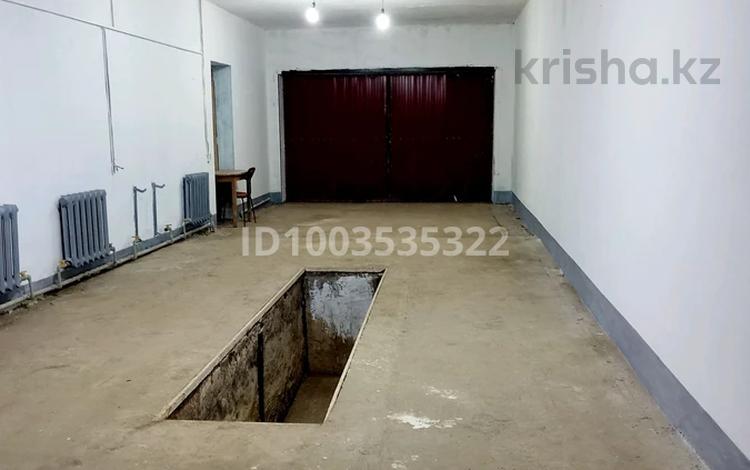 Гараж · 50 м² · Еркинова 16 — Напротив школы 24, бағасы: 200 000 ₸ в Атырау, мкр Привокзальный-5 — фото 7