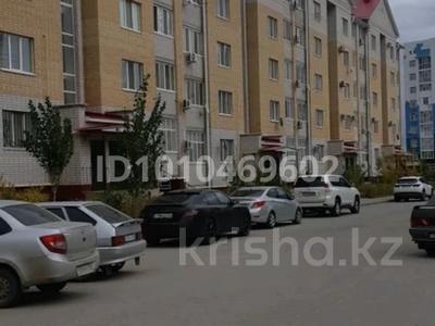 1-бөлмелі пәтер · 50 м² · 2/5 қабат, мкр. Алтын орда, Батыс 2 22 — Проспект Тауельсыздык, бағасы: 150 000 〒 в Актобе