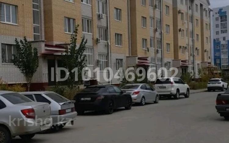 1-бөлмелі пәтер · 50 м² · 2/5 қабат, мкр. Алтын орда, Батыс 2 22 — Проспект Тауельсыздык, бағасы: 150 000 〒 в Актобе — фото 2