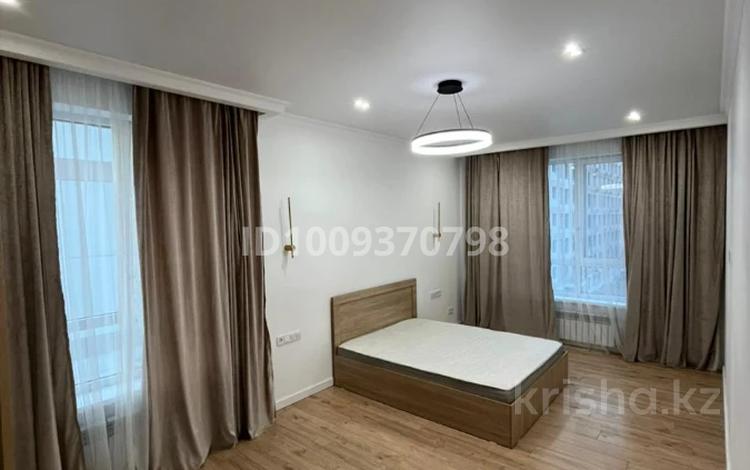 2-бөлмелі пәтер · 80 м² · 4/15 қабат, Утеген батыра 11 — Толе би, бағасы: 400 000 ₸ в Алматы, Ауэзовский р-н — фото 2