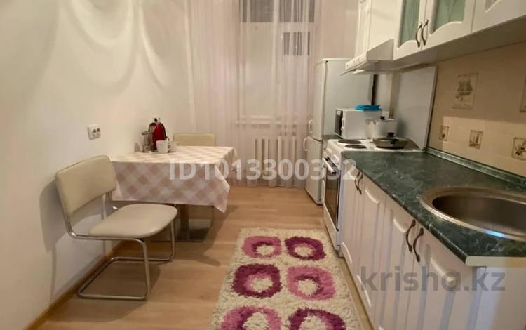 2-бөлмелі пәтер · 54 м² · 1/9 қабат, Керей и Жанибек хандар 12/1, бағасы: 33 млн ₸ в Астане, Есильский р-н — фото 2