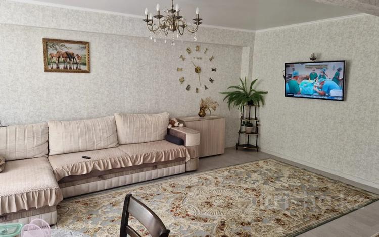 3-комнатная квартира, 69.1 м², 1/5 этаж, Утепова 31/2