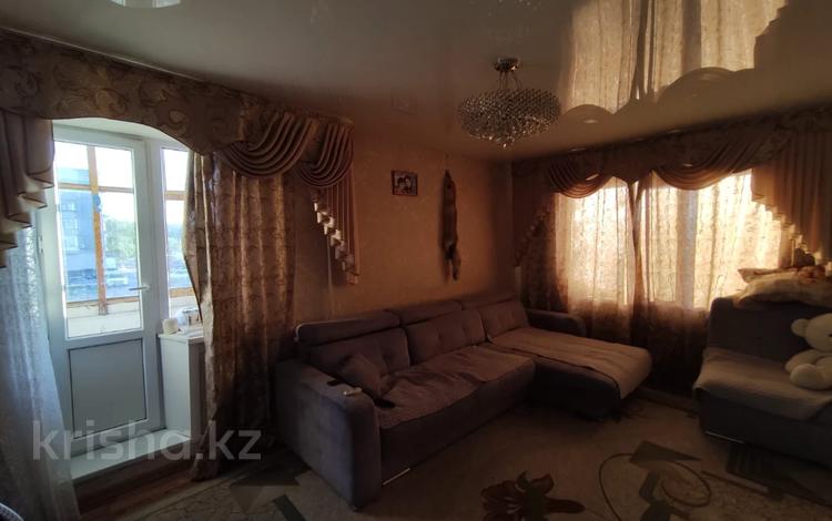 4-бөлмелі пәтер · 72 м² · 2/5 қабат, Камзина 18, бағасы: 10 млн ₸ в Аксу — фото 45