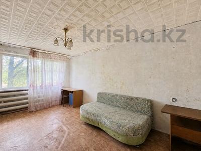 2-комнатная квартира · 44 м² · 1/5 этаж, проспект Абая за 6.3 млн ₸ в Шахтинске