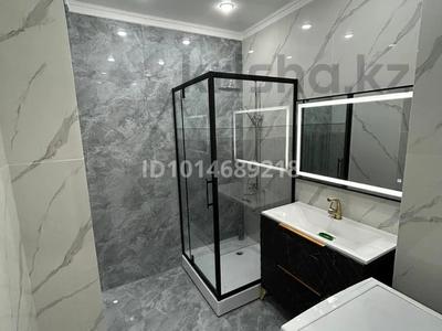 2-комнатная квартира · 71 м² · 5/12 этаж, мкр Нурсат, Аргынбекова 29/4 к4 — Шаяхметов за 310 000 ₸ в Шымкенте, Каратауский р-н