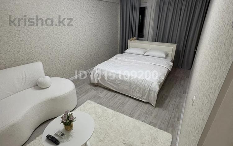 1-комнатная квартира · 33 м² · 5/5 этаж, Айтеке би 27 за 15 000 ₸ в  — фото 2