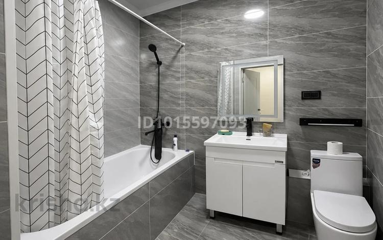 1-комнатная квартира · 42 м² · 7/12 этаж, Райымбека 351/1 за 280 000 ₸ в Алматы, Алатауский р-н — фото 2