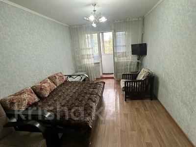 2-комнатная квартира, 44 м², 3/4 этаж по часам, 1 мик 12 за 2 000 〒 в Конаеве (Капчагай)