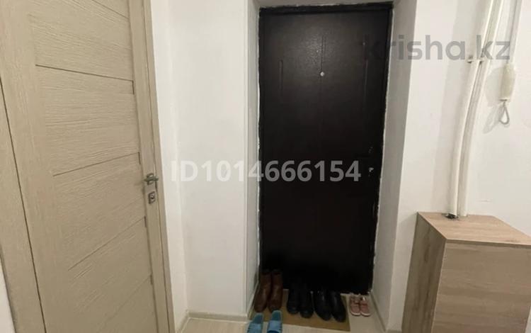 1-комнатная квартира · 40 м² · 4/9 этаж, мкр Нурсая 117 за 130 000 ₸ в Атырау — фото 2