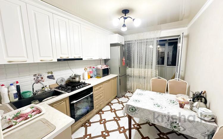 4-бөлмелі пәтер · 80 м² · 2/5 қабат, Самал 18, бағасы: 33 млн ₸ в Талдыкоргане, мкр Самал — фото 2