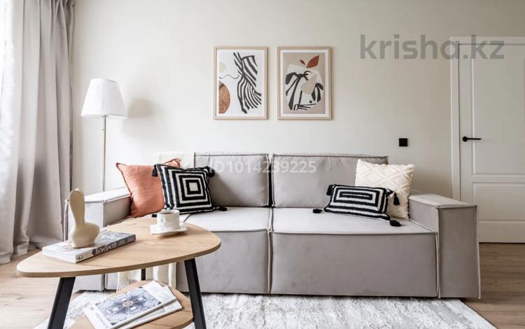 3-комнатная квартира · 100 м² · 3/18 этаж, Достык 8/4 — ТРЦ «Керуен» за 40 000 ₸ в Астане, Есильский р-н — фото 2