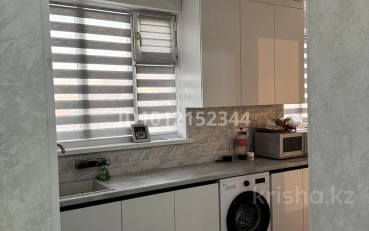 3-бөлмелі пәтер · 72 м² · 4/5 қабат, 29-й мкр. 20, бағасы: 23 млн ₸ в Актау, 18-й мкр  — фото 2