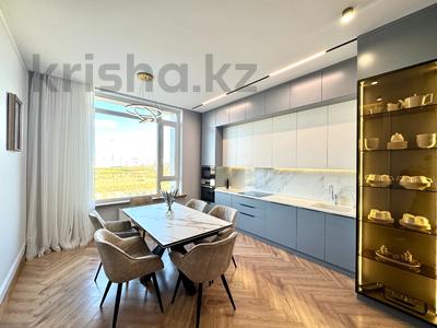 3-комнатная квартира · 120 м² · 8/12 этаж, Гейдар Алиева за 220 млн 〒 в Астане, Есильский р-н