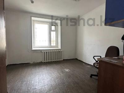 Еркін, кеңселер, дүкендер мен бутиктер, медорталықтар мен дәріханалар, білім орталықтары · 92 м², бағасы: 30 млн ₸ в Костанае