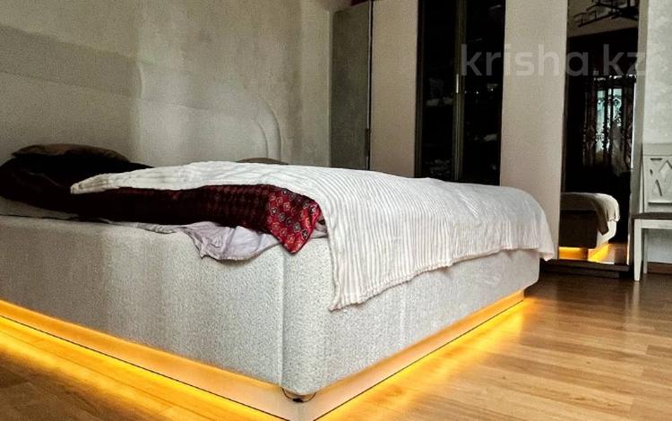 2-бөлмелі пәтер · 101.4 м² · 13/15 қабат, Абая 150/230 — Тургут Озала, бағасы: 69.5 млн ₸ в Алматы, Бостандыкский р-н — фото 18
