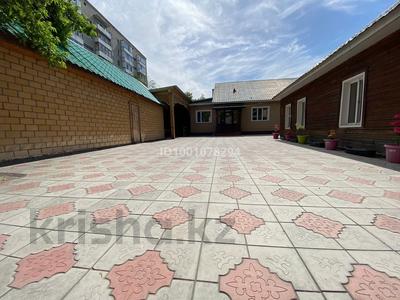 Жеке үй · 4 бөлме · 150 м² · 6 сот., Қощқарбаева 123 — Оборонная, бағасы: 59.5 млн ₸ в Семее