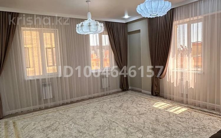 3-комнатная квартира · 108 м² · 8/12 этаж, 17-й мкр 113 за 45 млн ₸ в Актау — фото 3