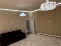 3-комнатная квартира · 108 м² · 8/12 этаж, 17-й мкр 113 за 45 млн ₸ в Актау — фото 2
