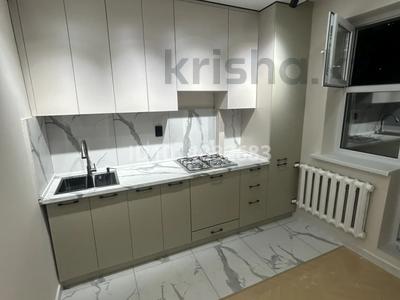 2-бөлмелі пәтер · 54 м² · 1/5 қабат, 2 ш/а., проспект Абулхаир хана — Торговый дом Актобе, бағасы: 18.9 млн ₸ в мкр 8