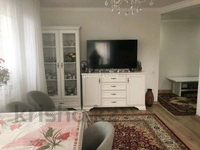 Пәтерлер в Акмолинской обл.: 3-бөлмелі пәтер · 66.5 м² · 3/5 қабат, Кудайбердиева 35, бағасы: 21.5 млн 〒 3-бөлмелі пәтер · 66.5 м² · 3/5 қабат, Кудайбердиева 35, бағасы: 21.5 млн 〒 в Кокшетау