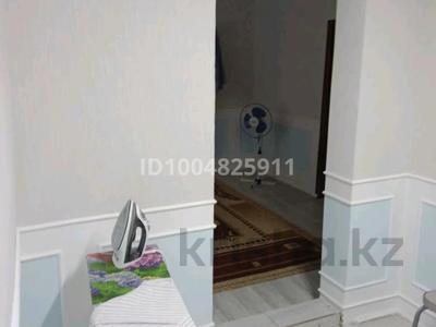 Отдельный дом · 6 комнат · 90 м² · 8.5 сот., Старый город — Малышка за 18 млн 〒 в Актобе