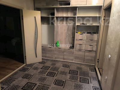 3-бөлмелі пәтер · 82 м² · 4/5 қабат, 4пер,капал 2в, бағасы: 250 000 ₸ в Таразе