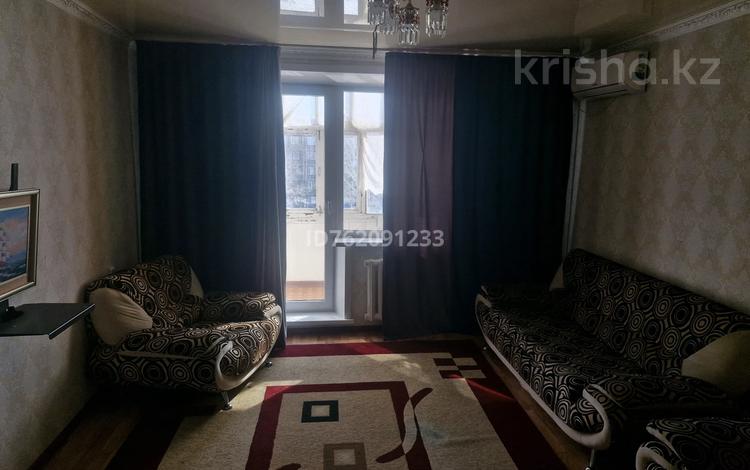 3-бөлмелі пәтер · 65 м² · 4/6 қабат, Желтоксан 37 — Камзина-Желтоксан, бағасы: 15.5 млн ₸ в Аксу — фото 2