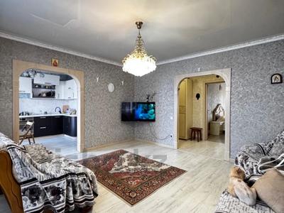 5-комнатная квартира · 98.9 м² · 6/6 этаж, Ауэзова 49 к3 за 23 млн 〒 в Экибастузе