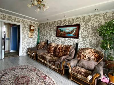 3-комнатная квартира · 61 м² · 5/5 этаж, Шлеева за 28 млн 〒 в Семее