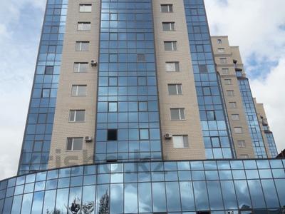 Аренда квартир в Карагандинской обл.: 3-комнатная квартира · 83 м² · 9/16 этаж, мкр Новый Город, Ержанова 34/1 — Район центрального парка за 500 000 〒 3-комнатная квартира · 83 м² · 9/16 этаж, мкр Новый Город, Ержанова 34/1 — Район центрального парка за 500 000 〒 в Караганде, Казыбек би р-н